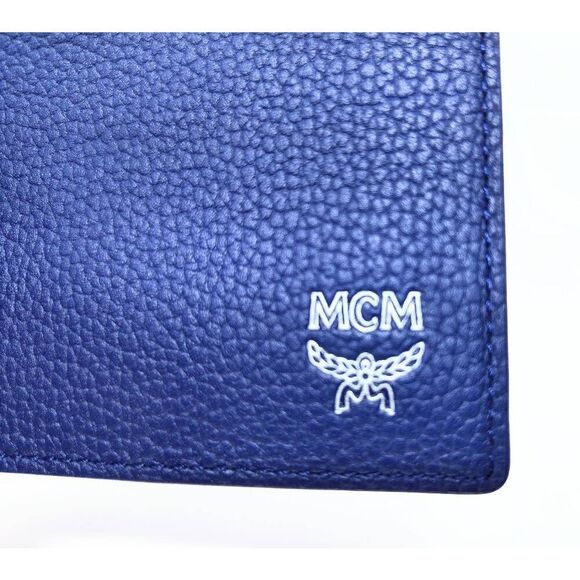 MCM LEATHER TWO COLOR PASSPORT WALLET WITH DUST COVER NEW IN BOX - Picture 6 of 12